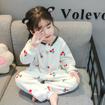 Girls pajamas childrens flannel jumpsuit baby spring and autumn coral velvet childrens one-piece climbing clothes autumn clothes