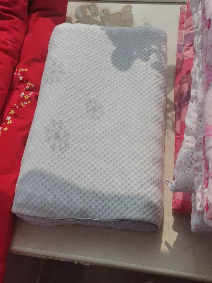 真心分享蜂窝无压枕枕头/枕芯优缺点如何?真实经历爆料诉说