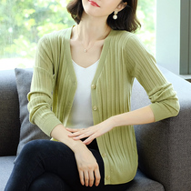 Early autumn thin outer lap wool cardiovert woman V collar blouse Womens autumn length sleeves Knitted Sweater Hooded Sweater External Wear