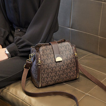 French official Caring Koko ~ genuine leather packet for women fashion 100 hitch bucket handbag hand single shoulder bag