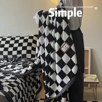 Limited time minus 10 yuan) Nordic checkerboard blanket retro black and white plaid coral velvet cover autumn and winter siesta warm nap