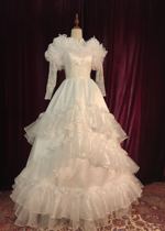 Qinghe hovintage Hong Kong style wedding dress Antique wedding dress retro turtleneck luxury meat cover high-end with sleeves