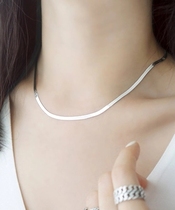 s925 pure silver plated white gold brief Atmospheric Snake Bone Chain Blade Chain Korean Version Fashion 100 Hitch Woman Short Necklace Silver Jewelry