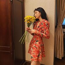 Early autumn floral long-sleeved V-neck dress female autumn 2021 new womens design sense A-line short skirt
