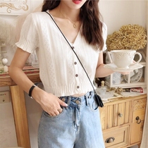 2022 New Puff Sleeves with High Waist Pants French Top Short Short Sleeve V Neck Design Sense Knit Navel T-Shirt Women