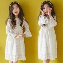 Parent-child dress autumn Korean version of white lace dress spring and autumn hollow long sleeve female middle child dress