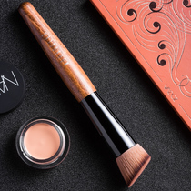 Man-made fiber professional liquid foundation brush Obedient incognito BB cream brush Oblique flat brush Do not eat powder makeup brush