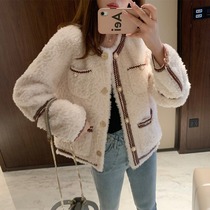 Sanskrit small fragrant wind lamb fur coat female winter short leather fur integrated small sub white name yuanpi grass sheep cut cashmere