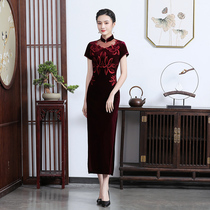 Velvet cheongsam skirt autumn improvement noble long embroidery wedding banquet happy mother Chinese dress stage show Chinese style