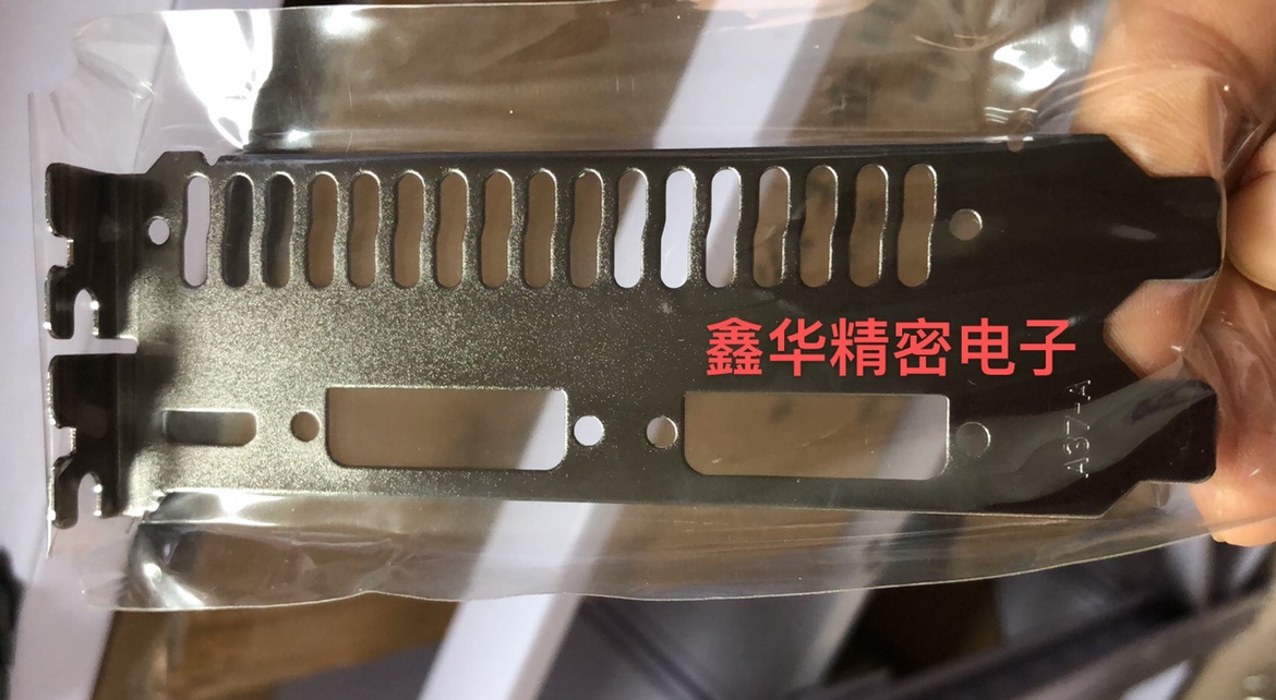 New seven rainbow graphics card GT550Ti 1G graphics card bezel slice real beat graphics card iron bar A37-A