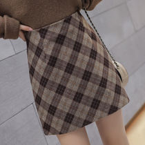 Anti-light plaid wool skirt womens 2021 autumn and winter new retro high waist thin hip skirt A-line short skirt