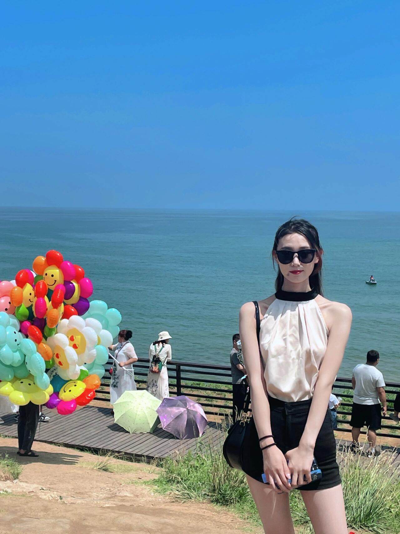 朵喵菟夏季甜辣纯欲两件套 法式盐系设计高级感满满 御姐风与少女感并存