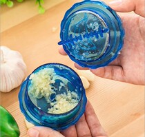 Household twist garlic box Twist Garlic garlic press garlic box garlic press garlic box garlic mortar machine hand garlic press