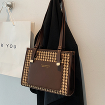 France Cone Koery genuine leather bag with womens bag 2022 new advanced sensfeel Thousand Birds Gig Commute Single Shoulder Bag