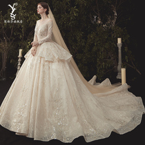 Main wedding dress 202021 new bride tailing pregnant woman size long sleeve court style retro simple winter season heavy industry