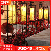 New wedding Chinese Palace Lantern Road lead Han Tang wedding antique iron yellow sheep skin Lantern Road lead wedding props