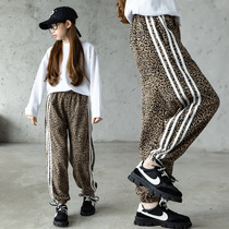 Britains next sara girls spring clothing suit 2022 spring new Korean version of childrens ocean sports two sets