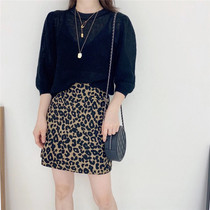 European station 2021 autumn clothing new Korean style foreign style thin material micro-permeable top comfortable three-quarter sleeve solid color knitted sweater trendy