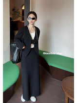 JOY) Falls new Fujia Miss goes out to wear a senior pure black suit jacket half-body dress