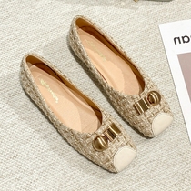 Big code womens shoes 2022 new spring autumn small scene-style wind single shoes female flat bottom boat shoes fairy gentle bean-bean shoes 41-43