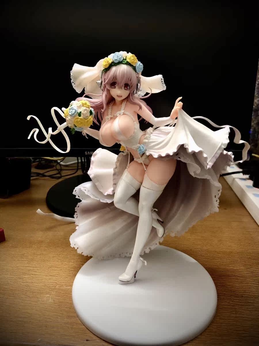 Super Sonico 10th Anniversary Wedding Figure