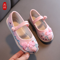2022 Spring new children Handmade shoes ancient style Ancient Style Performance Han Shoes Old Beijing Cloth Shoes Girl Embroidered Shoes