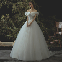 French light wedding dress 2021 new court style bride word shoulder tail small man small dress bubble sleeves 2020