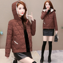 2021 winter light and thin middle-aged aged mother waist fashion small cotton padded jacket cotton coat women Korean version of loose short