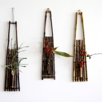 Wall-mounted flower arrangement pendant flower stand Plum deer bamboo purple bamboo bamboo woven flower pot Flower basket Tea room clubhouse decoration Japanese flower road