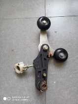 The manipulator assembly of the massage chair