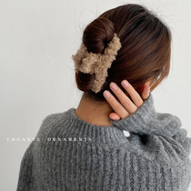 Autumn and winter plush hair catch warm imitation rabbit hair hair catch back head plate hair clip hair hair clip hair hair accessories grab clip female