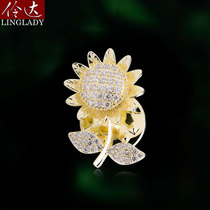 Lingda new fashion small brooch sunflower collar pin simple Joker lady pin mini flower season
