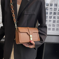 Bag Packs Women 2023 New Summer Advanced Sensational Style Niche This Year Pop 100 Hitch Chain Single Shoulder Sloped Satchel Women