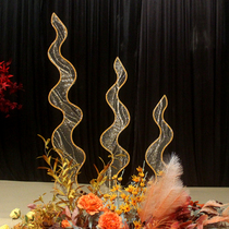 New wedding props sticky yarn seagrass road lead wedding decoration window background decoration decoration decoration Golden iron screen