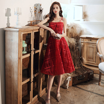 Suspender toast bride can wear 2021 new wedding dress back door wedding Red engagement small man