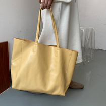 Shangxin French texture large-capacity tote bag 2020 new trendy light cream yellow fashion wild shoulder large bag