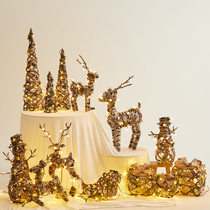 Honghan Christmas wrought iron gift box three-piece Christmas deer pull cart snowman hotel shopping mall window decoration ornaments