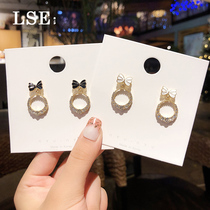  Bow earrings female temperament Korean personality niche ring earrings 2019 new trend net red simple earrings