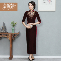 New modified gold velvet cheongsam dress autumn dress middle-aged and elderly mother dress long plus size wedding dress