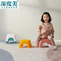 Thickened anti-slip small stool Children plastic bench baby chair stepped foot stool Home short stool Cartoon Tread rubber stool