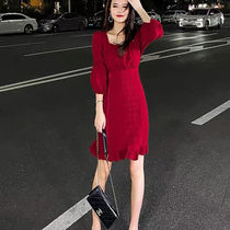 Fan-style small sub-temperament red dress engagement dress fall short of bubble sleeves cashew and lean goddess Van