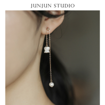 JUNJUN Original retractable Suzuki Freshwater Pearl American 14k Bag Golden Ear Spiked Elegant Temperament