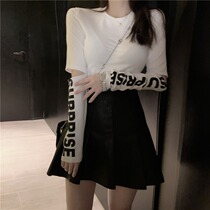 2021 autumn and winter new hollow-out printing long-sleeved base shirt T-shirt Korean fashion white slim-fit short top women