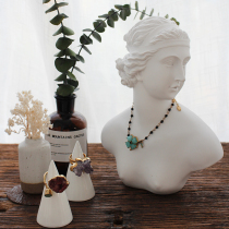 Resin Imitation plaster portrait Girl Sculpture Shop Window Ornament for display Prop Necklace Ring show Show