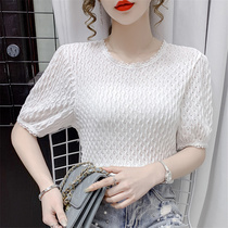 Short-sleeved 2021 new French chic little shirt Western style design sense niche T-shirt lace hollow top womens summer