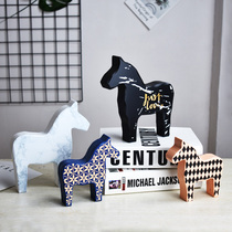 Nordic Trojan ornaments solid wood home living room handmade wooden crafts study office desktop decorations