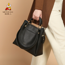 Scarecrow bag female 2020 new trendy large-capacity portable shoulder bag cowhide soft leather tote bag mother big bag