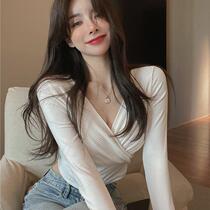 T-shirt women short cross V-neck gray long sleeve inside base shirt autumn and winter Joker slim fit tight foreign style top