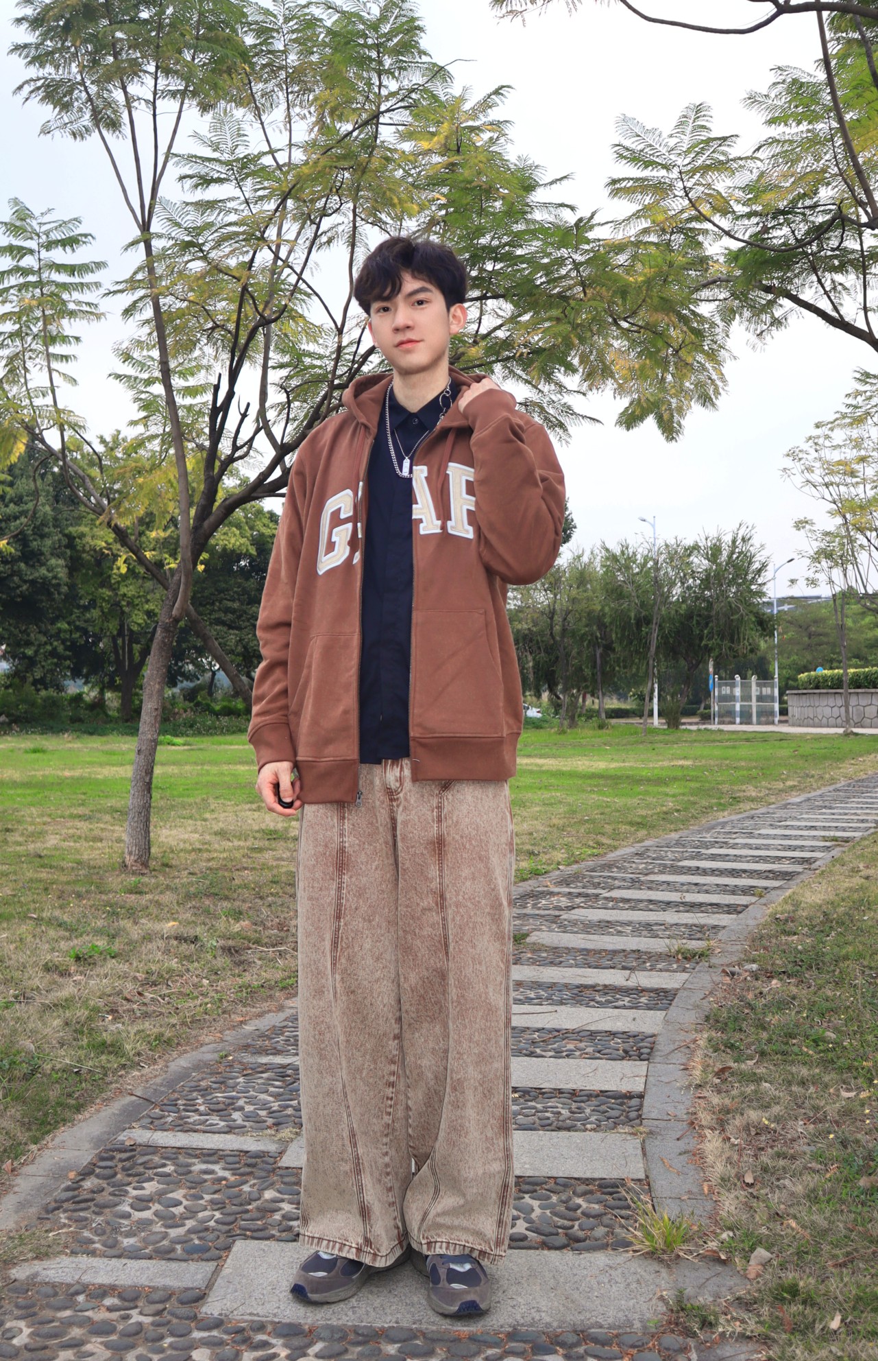 gap衣服图片，服装gap是什么品牌