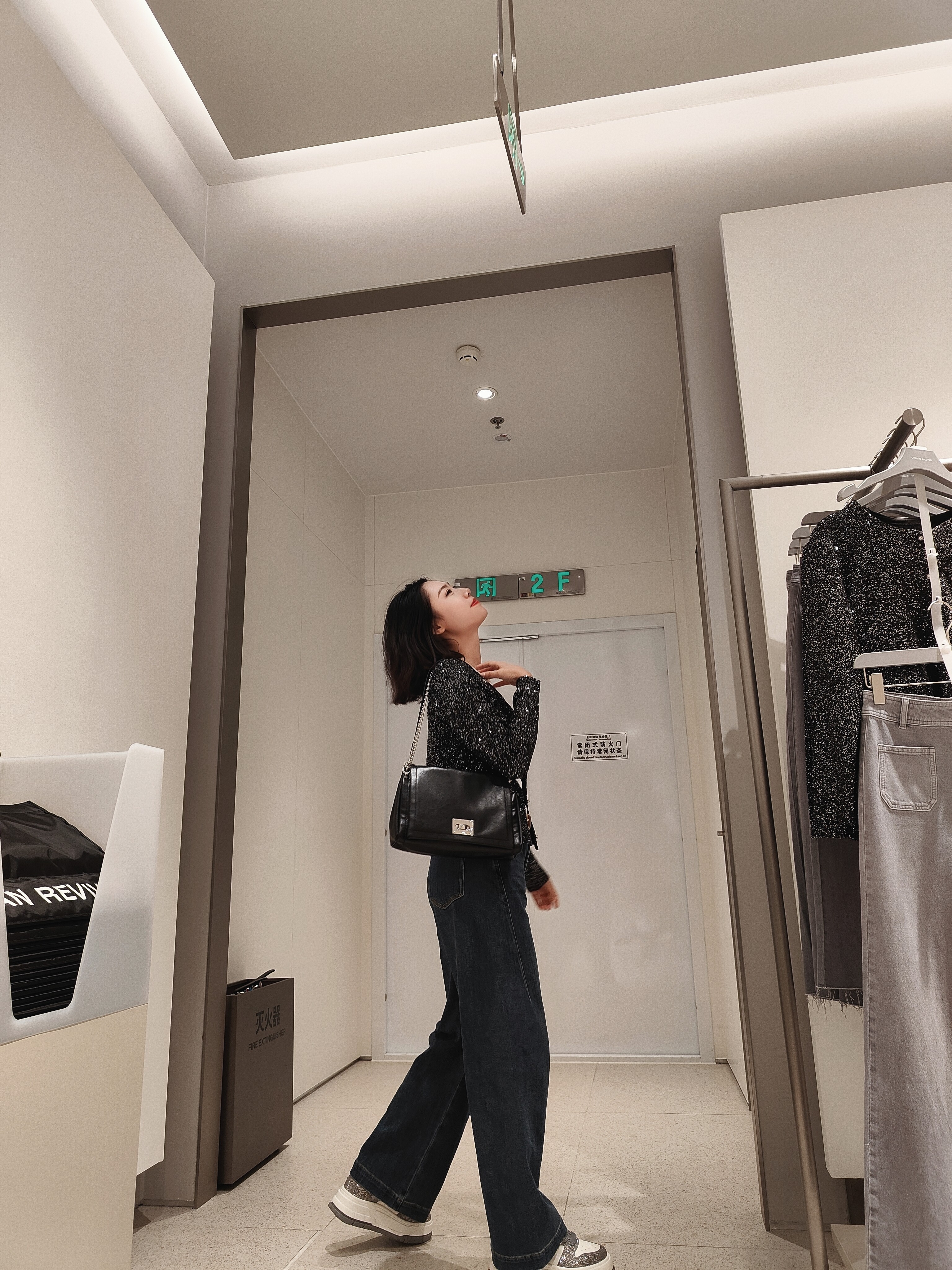 伊芙丽镇店春夏爆款 高腰设计拉长比例 弹力舒适不勒腿 朱珠代言